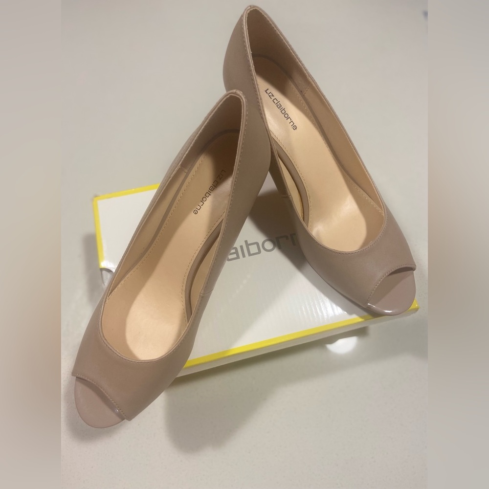 Liz Claiborne Women's Taupe Peep Toe Heels